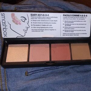 Smashbox Blush Palette - Nude, Rose, Beige